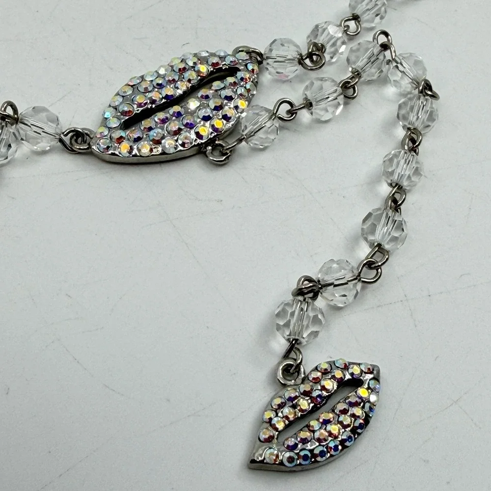 Y2K Crystal Lips Y-Necklace Sparkling Rhinestone Statement Jewelry Coquette Chic